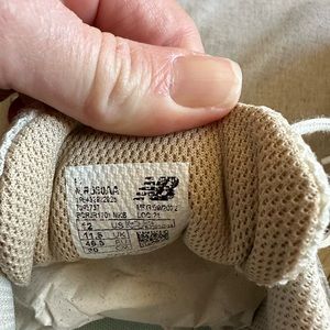 New Balance 530 sneakers.